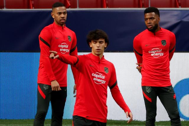 艾伦·艾克哈特领衔新片：带女儿在废土上逃生